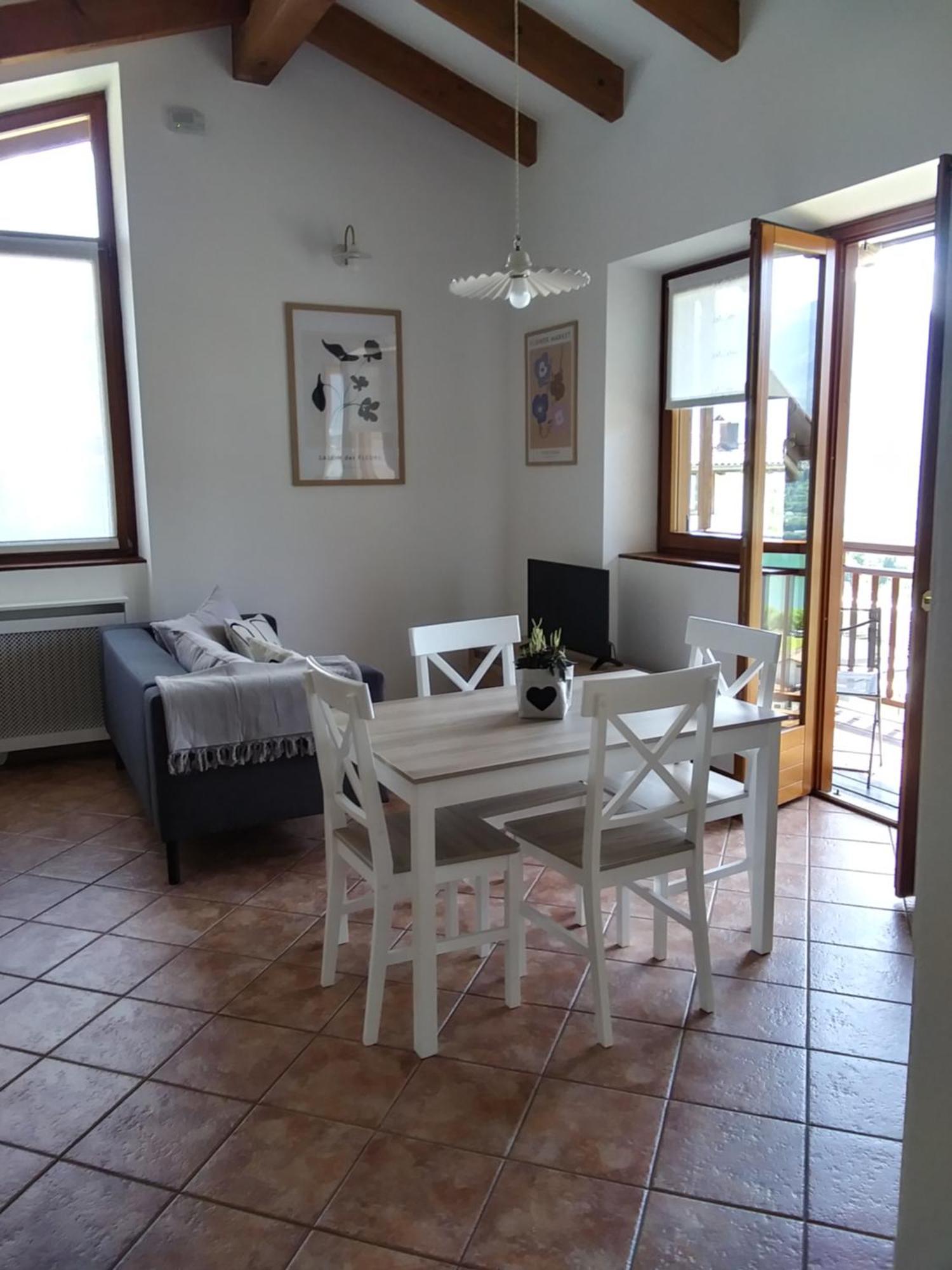 La Casa Di Athos Tenna Exterior foto